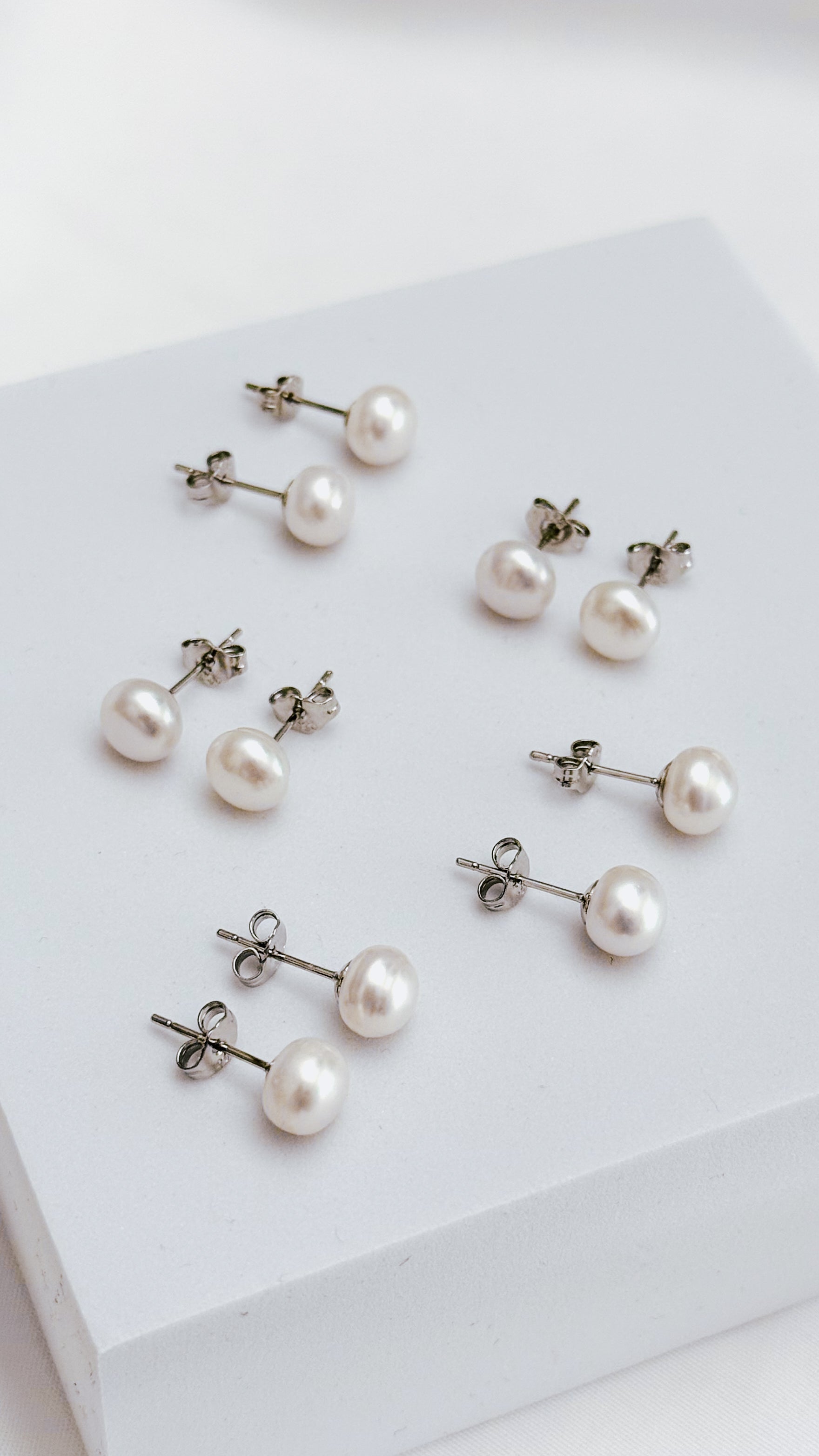 6mm 9mm Freshwater Pearl Stud Earrings 925 Sterling Silver