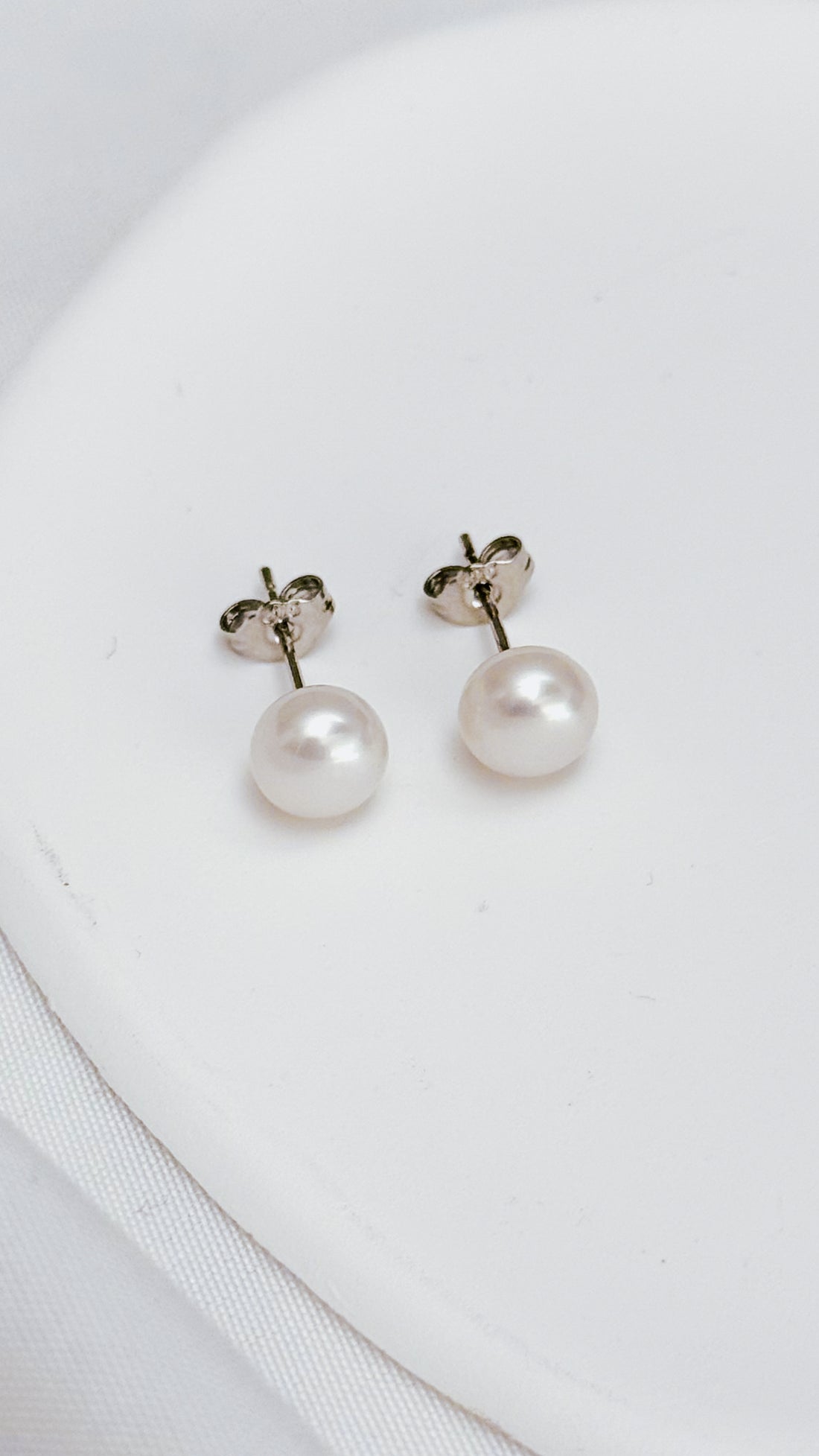6mm 9mm Freshwater Pearl Stud Earrings 925 Sterling Silver