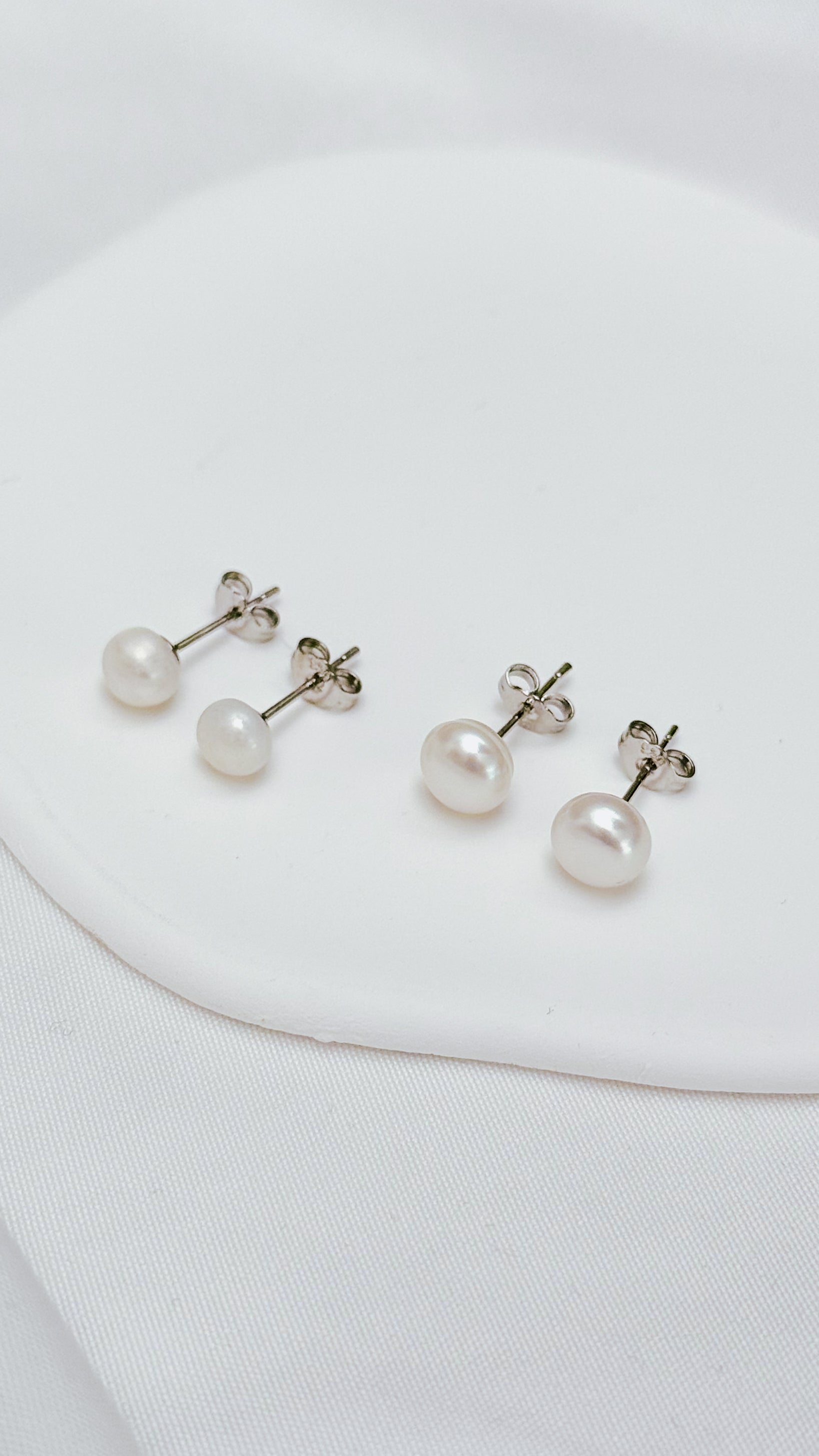 6mm 9mm Freshwater Pearl Stud Earrings 925 Sterling Silver