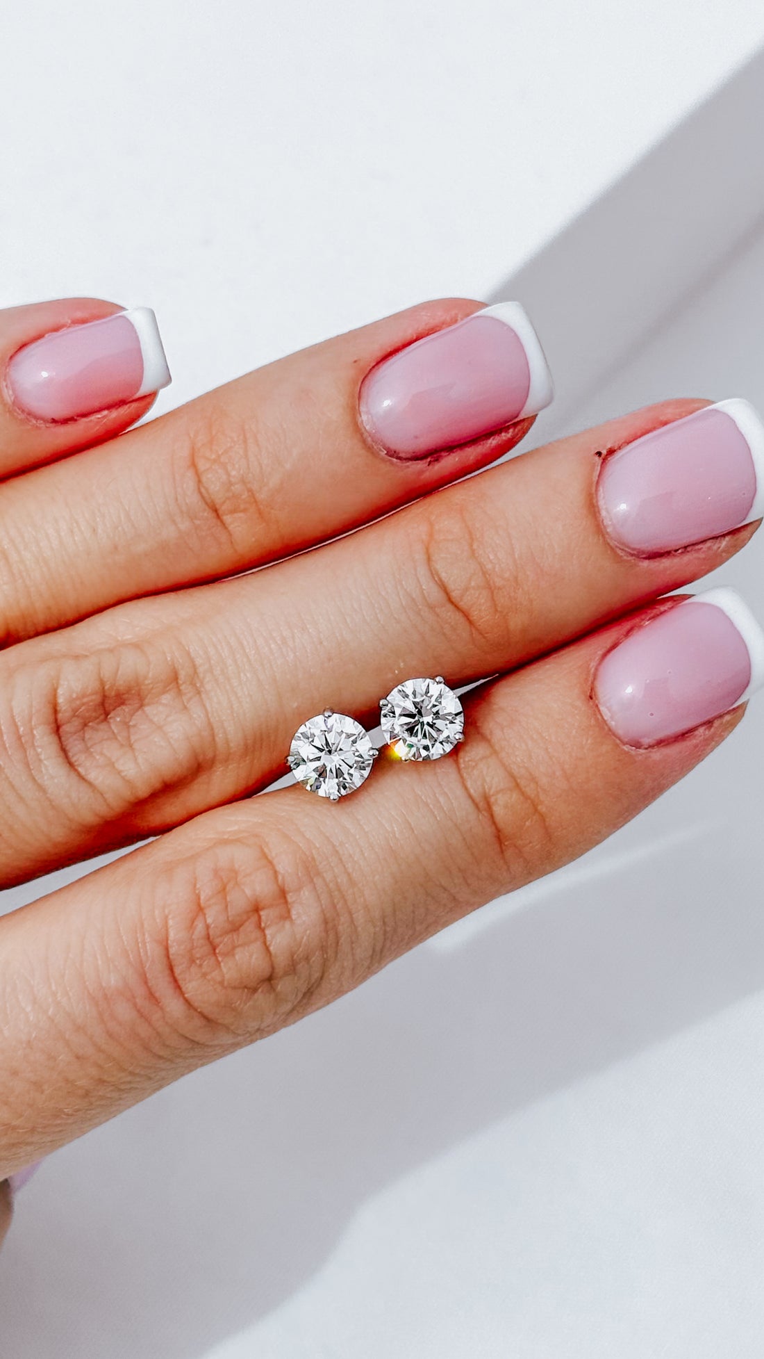 925 Sterling Silver Classic Studs