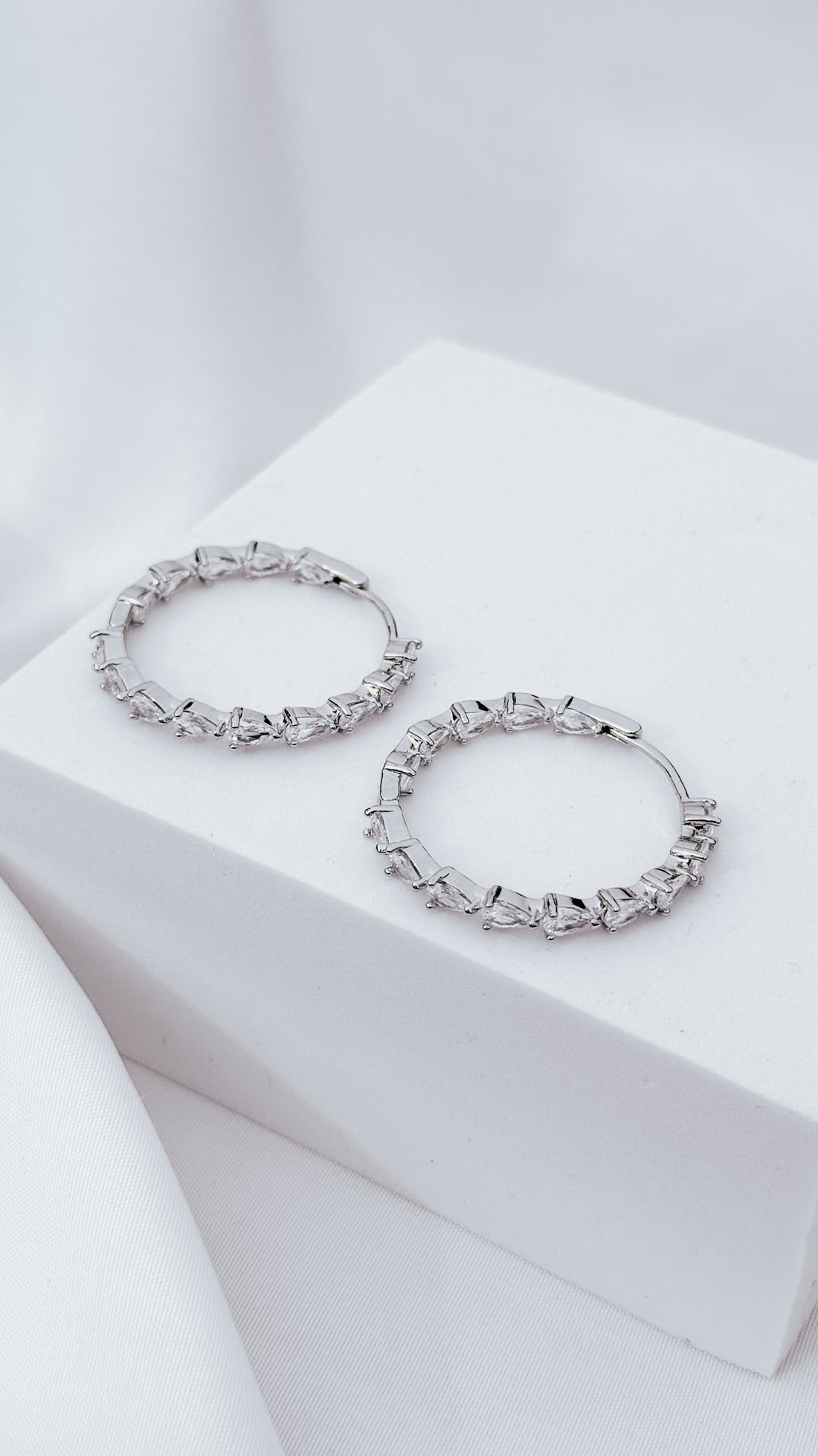 30mm Round Sparcle Crystals Hoop Earrings