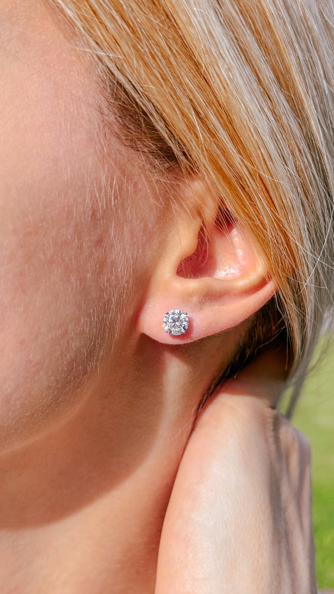 925 Sterling Silver Classic Studs