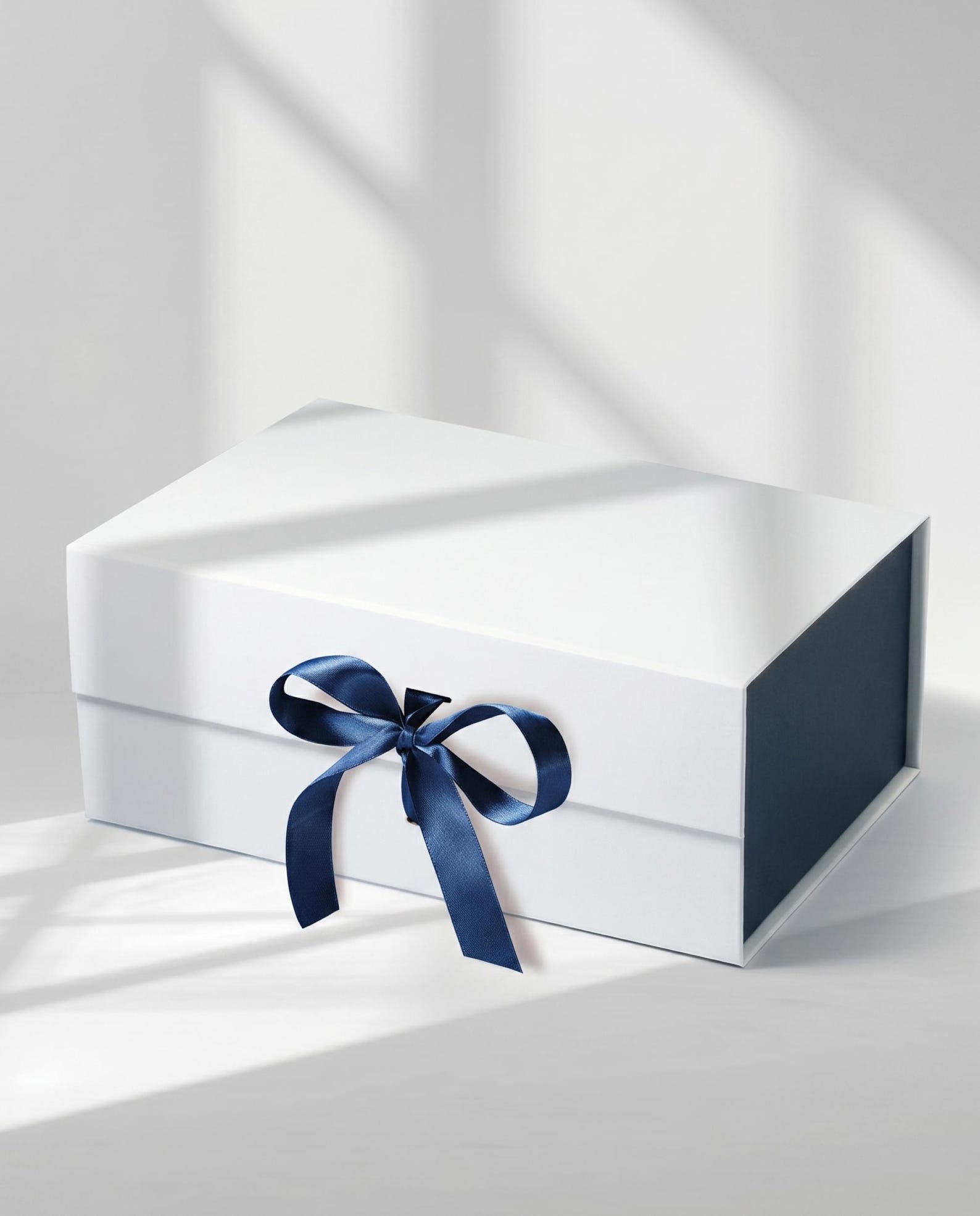 Personalized Magnetic Luxury Gift Box — product view 1
