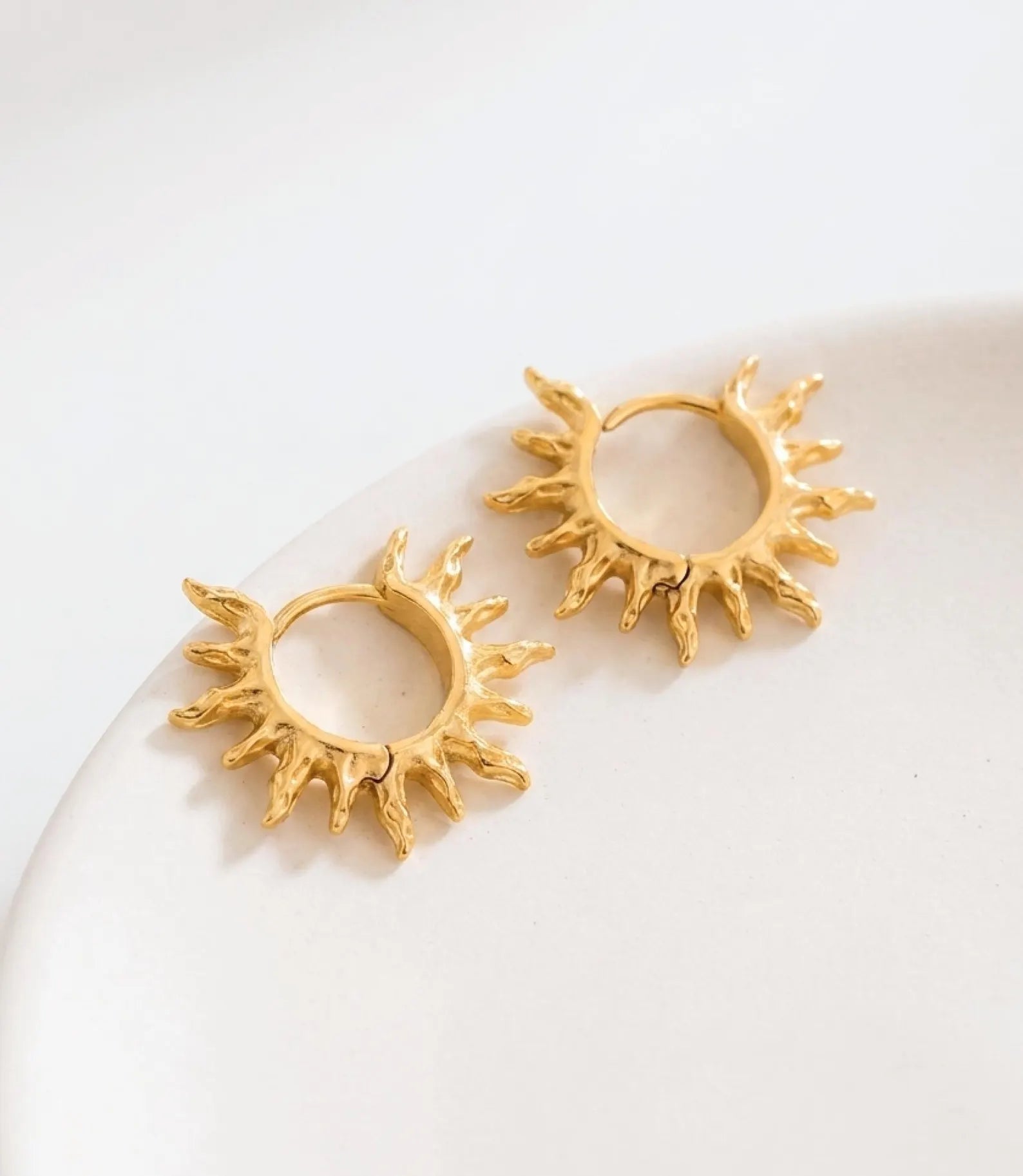 18K Gold Minimalist Sun Earrings