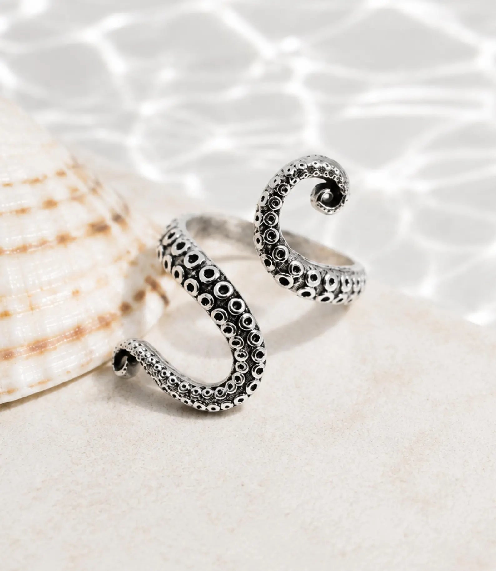 Adjustable Octopus Tentacle Ring