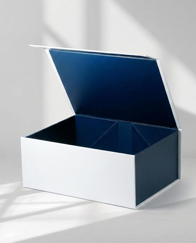 Personalized Magnetic Luxury Gift Box — product view 3