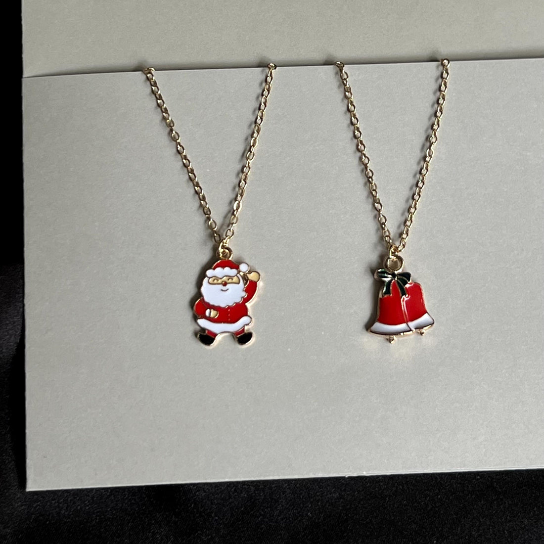 Dainty Snowflake Necklace, Thoughtful Holiday Gift for Her, Under 20, Gold necklace, Christmas gift, Snowflake necklace, Christmas Present