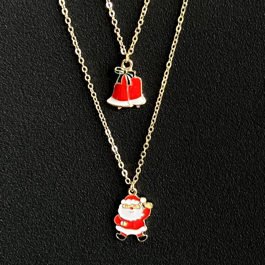 Dainty Snowflake Necklace, Thoughtful Holiday Gift for Her, Under 20, Gold necklace, Christmas gift, Snowflake necklace, Christmas Present