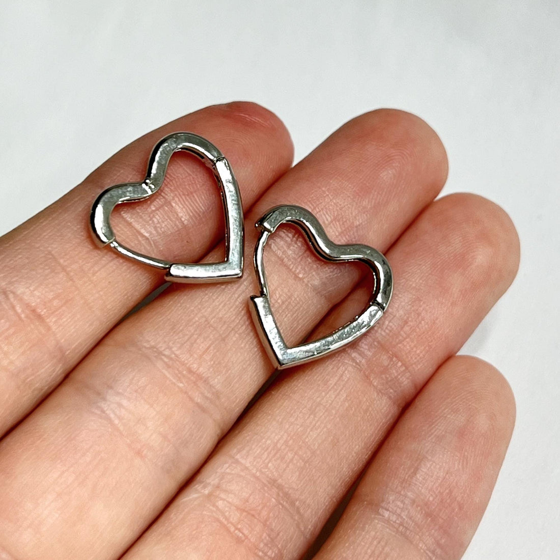 Heart Hoops Earrings Gold Heart Hoop Earrings Minimalist Earrings Perfect Gift for Her Gifts for Women Huggie Hoop Earrings Love Earrings