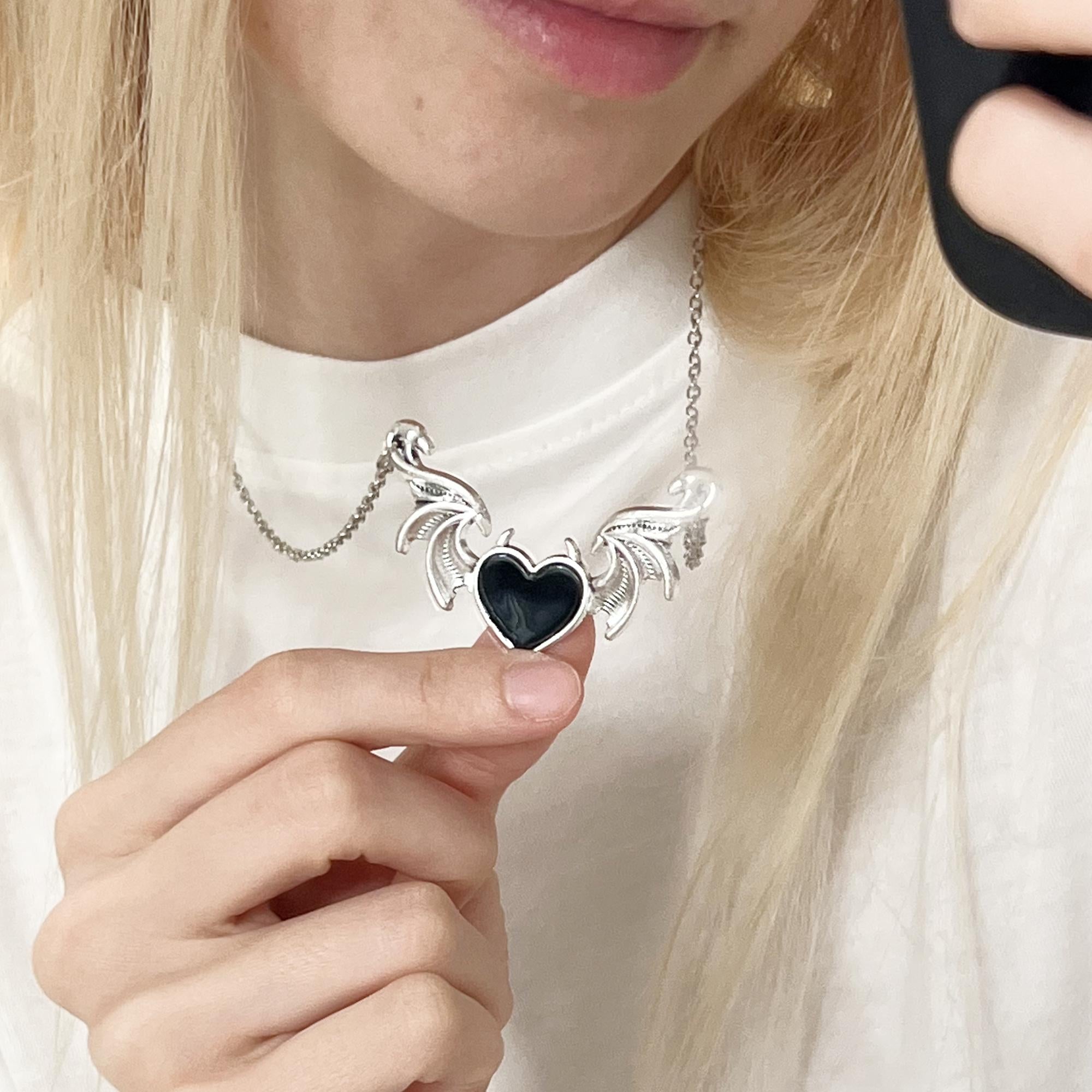 Gothic Black Necklace, Black Heart Necklace, Bat Gothic Necklace, Goth Jewelry, Goth Halloween Jewelry, Punk Bat Jewelry, Witchy Necklace