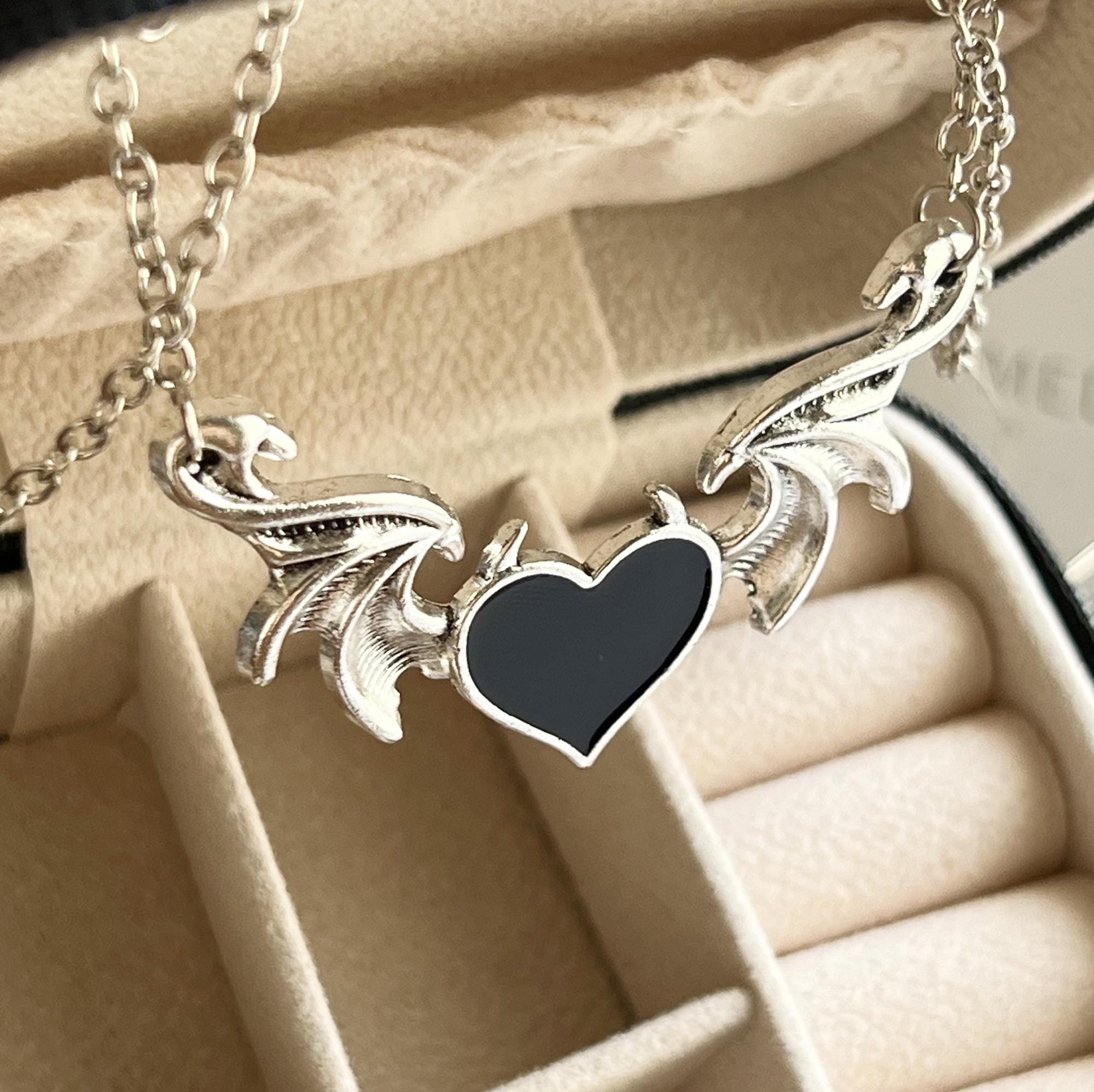 Gothic Black Necklace, Black Heart Necklace, Bat Gothic Necklace, Goth Jewelry, Goth Halloween Jewelry, Punk Bat Jewelry, Witchy Necklace