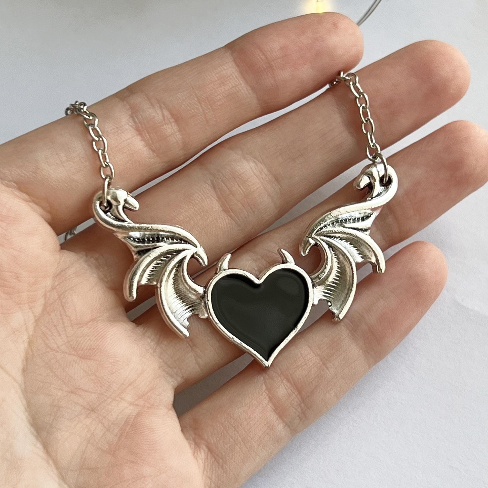 Gothic Black Necklace, Black Heart Necklace, Bat Gothic Necklace, Goth Jewelry, Goth Halloween Jewelry, Punk Bat Jewelry, Witchy Necklace