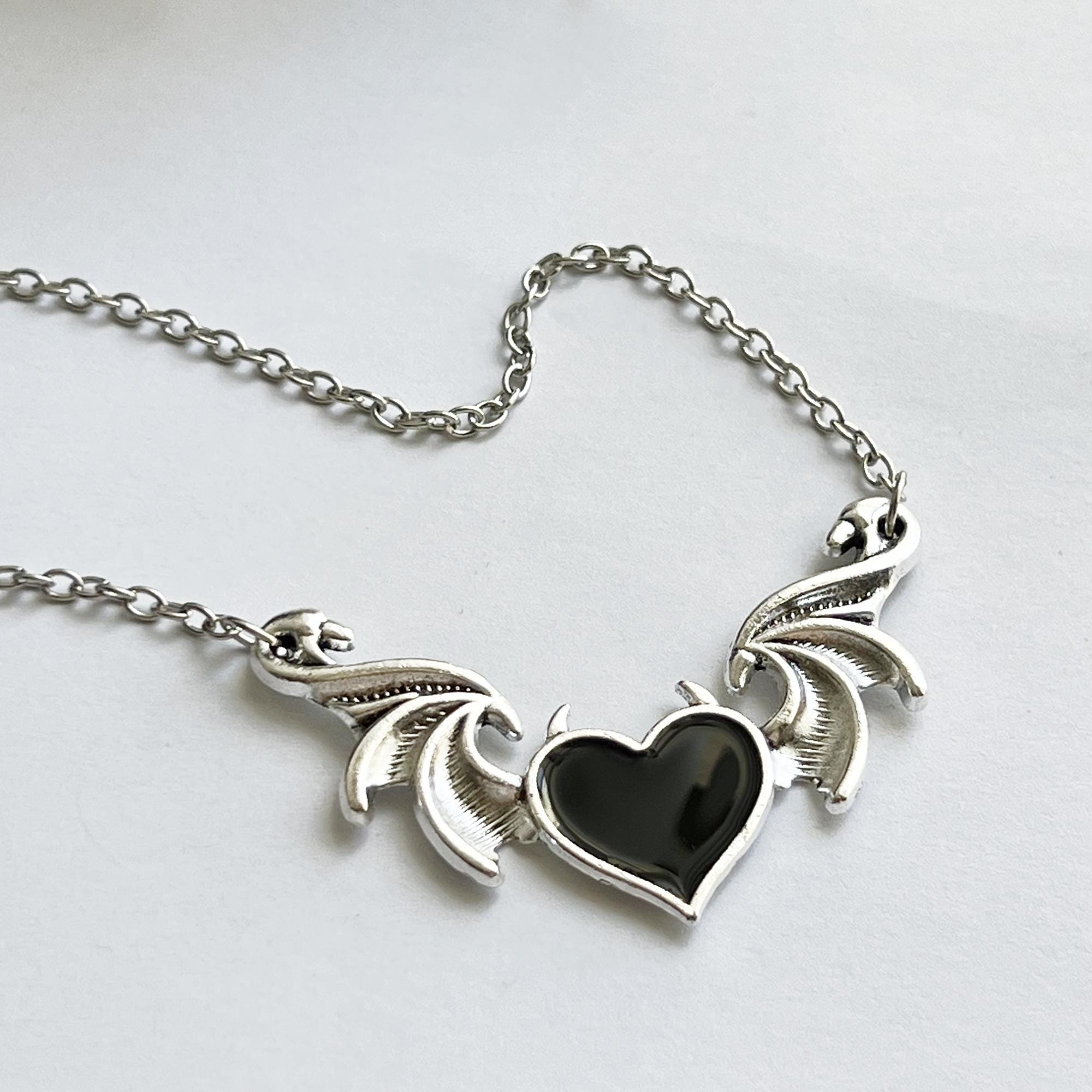 Gothic Black Necklace, Black Heart Necklace, Bat Gothic Necklace, Goth Jewelry, Goth Halloween Jewelry, Punk Bat Jewelry, Witchy Necklace