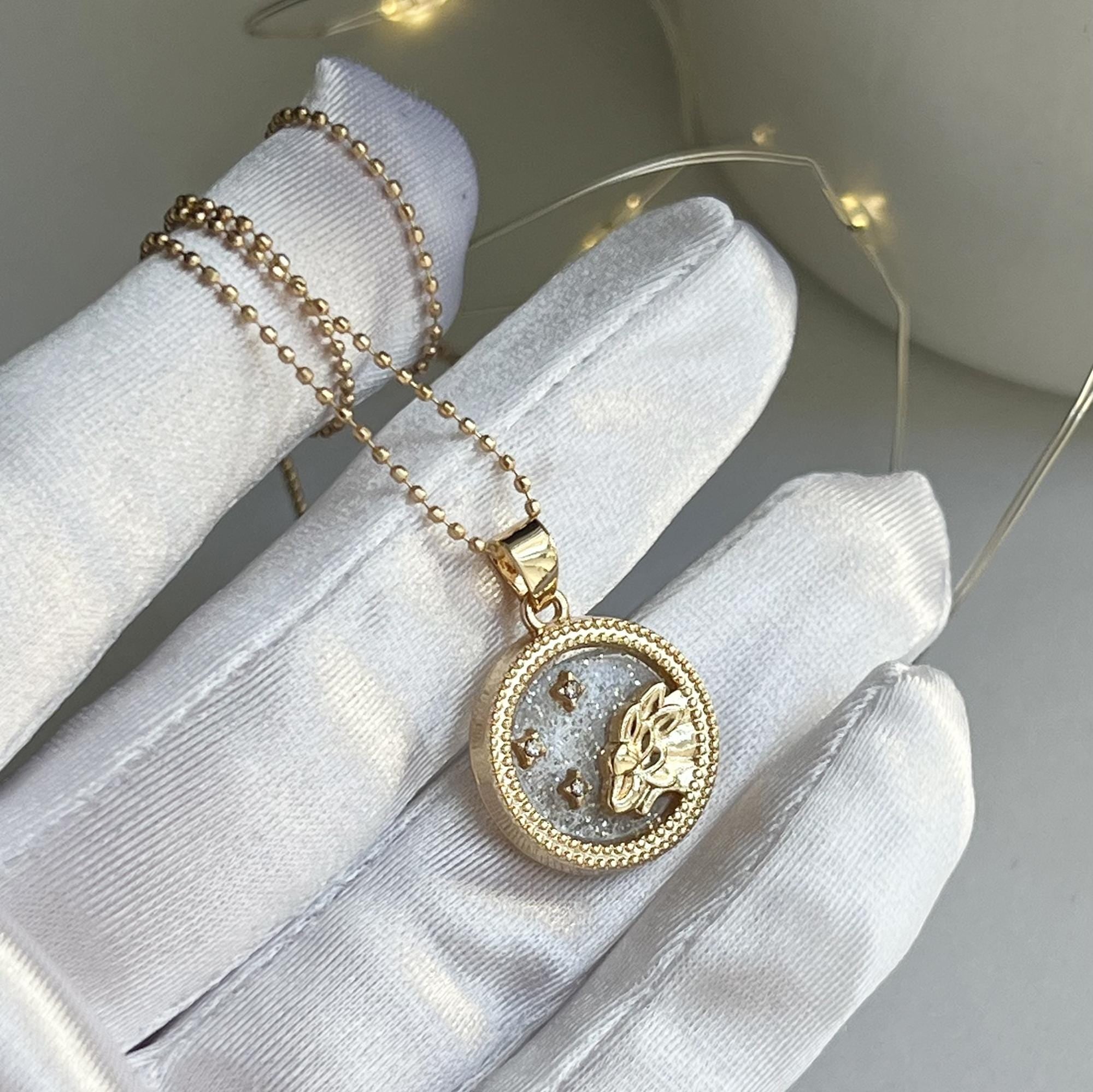 Zodiac Necklace, Astrology Gift, Birthday or Anniversary Gift for Her, Zodiac Jewelry, Pisces, Aries, Gemini, Cancer, Aquarius, Leo, Virgo