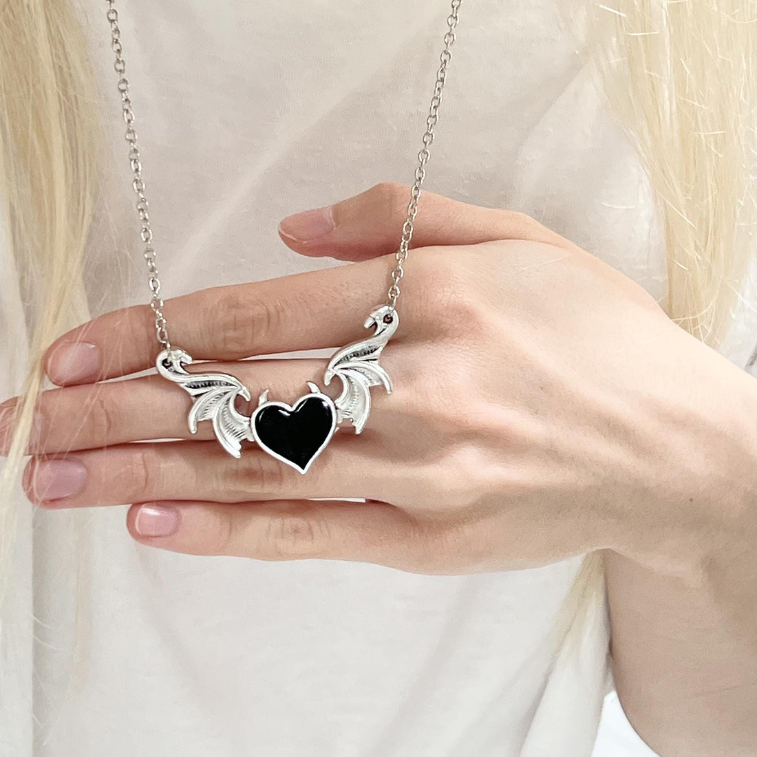 Gothic Black Necklace, Black Heart Necklace, Bat Gothic Necklace, Goth Jewelry, Goth Halloween Jewelry, Punk Bat Jewelry, Witchy Necklace