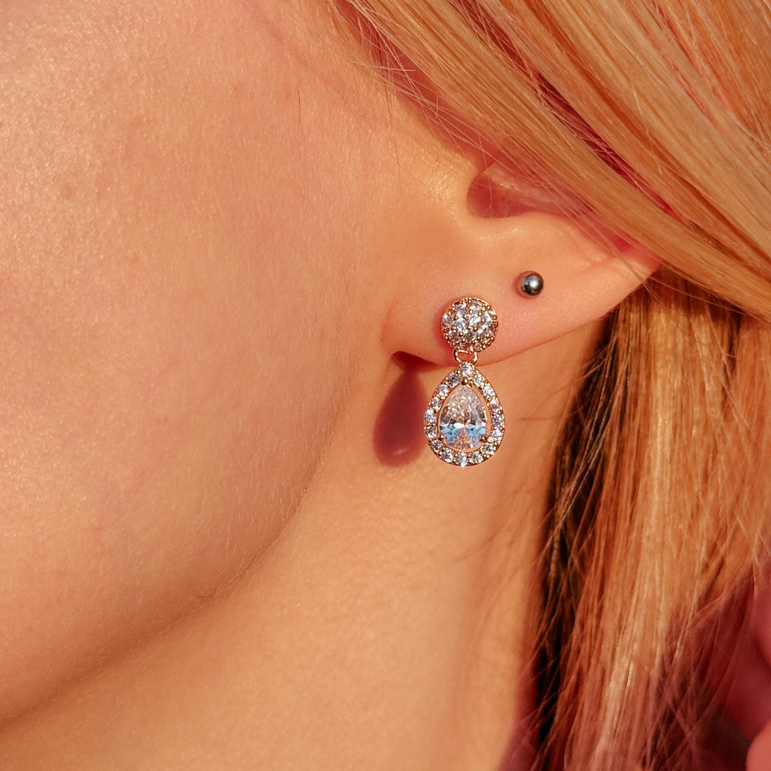 Wedding Gold Drop Earrings Diamond Drop Earrings Elegant Gift for Her Teardrop Stud Earrings Dainty Diamond Dangle Earrings Bridal Earrings