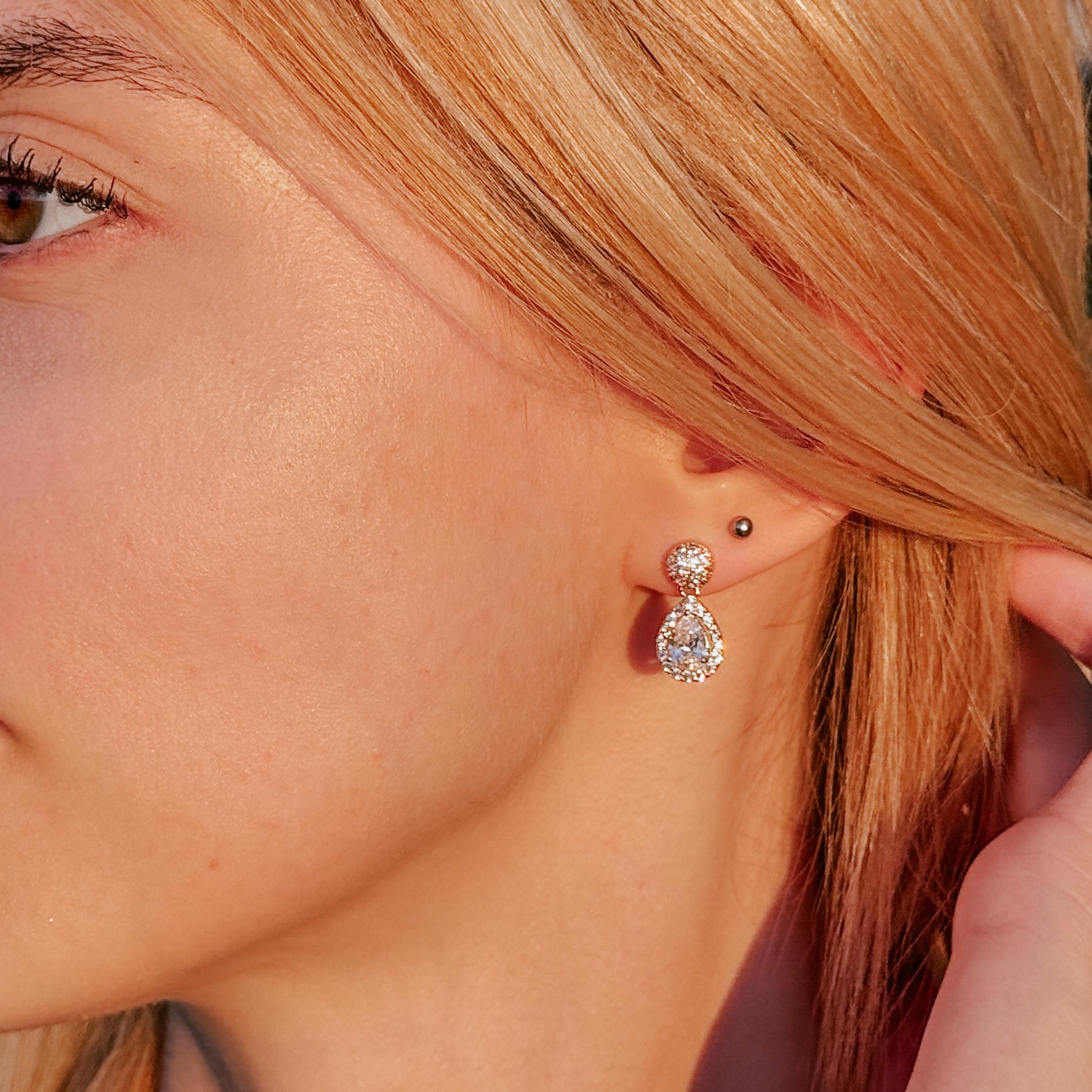 Wedding Gold Drop Earrings Diamond Drop Earrings Elegant Gift for Her Teardrop Stud Earrings Dainty Diamond Dangle Earrings Bridal Earrings