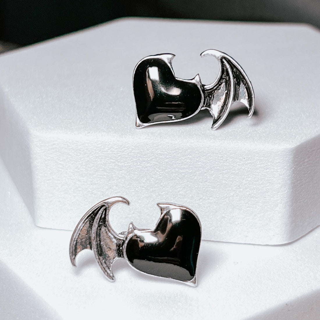 Gothic Bat Wing Stud Earrings, Demon Wing Earrings, Devil Wing Earrings, Minimalist Goth Jewelry, Goth Halloween Earrings, Punk Bat Earrings