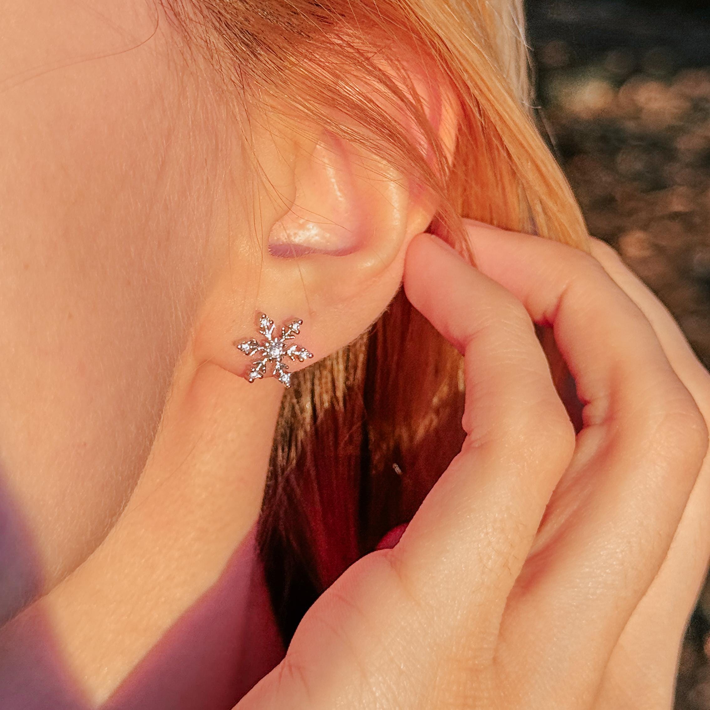 Sterling Silver Snowflake Stud Earrings CZ Crystal Earrings Winter Jewelry Christmas Earrings Minimalist Studs Elegant Gift for Her