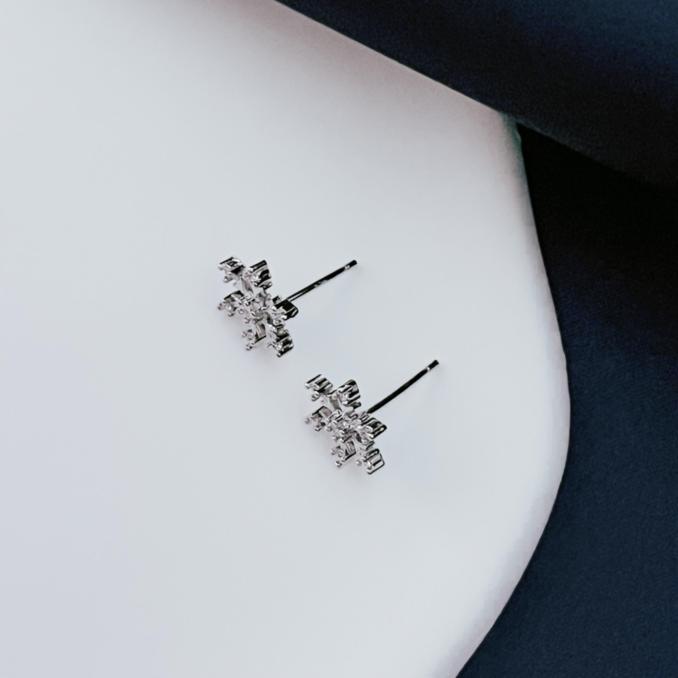 Snowflake Earrings Sterling Silver CZ Studs Dainty Winter Jewelry Holiday Earrings Wedding Bridesmaid Gift Everyday Elegant Earrings