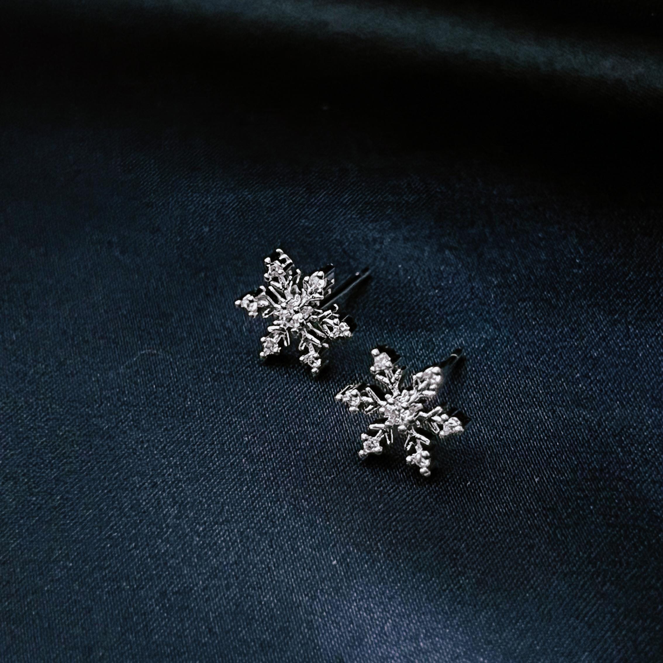 Snowflake Earrings Sterling Silver CZ Studs Dainty Winter Jewelry Holiday Earrings Wedding Bridesmaid Gift Everyday Elegant Earrings