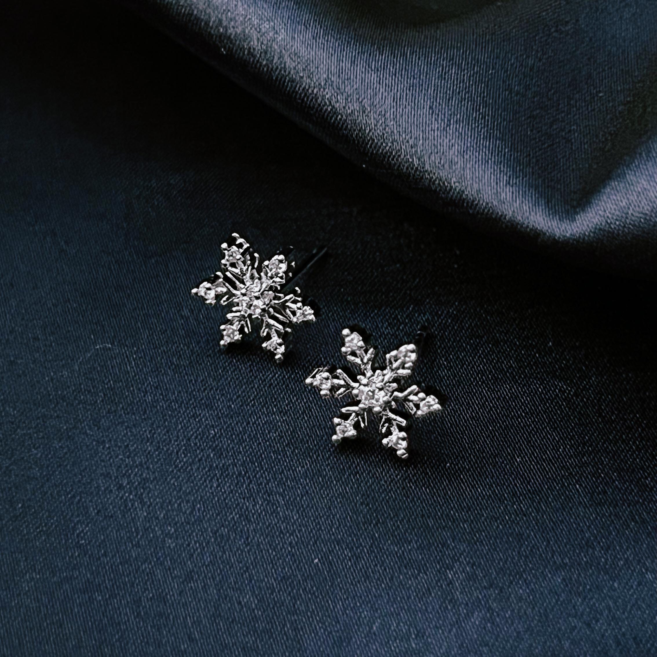 Snowflake Earrings Sterling Silver CZ Studs Dainty Winter Jewelry Holiday Earrings Wedding Bridesmaid Gift Everyday Elegant Earrings