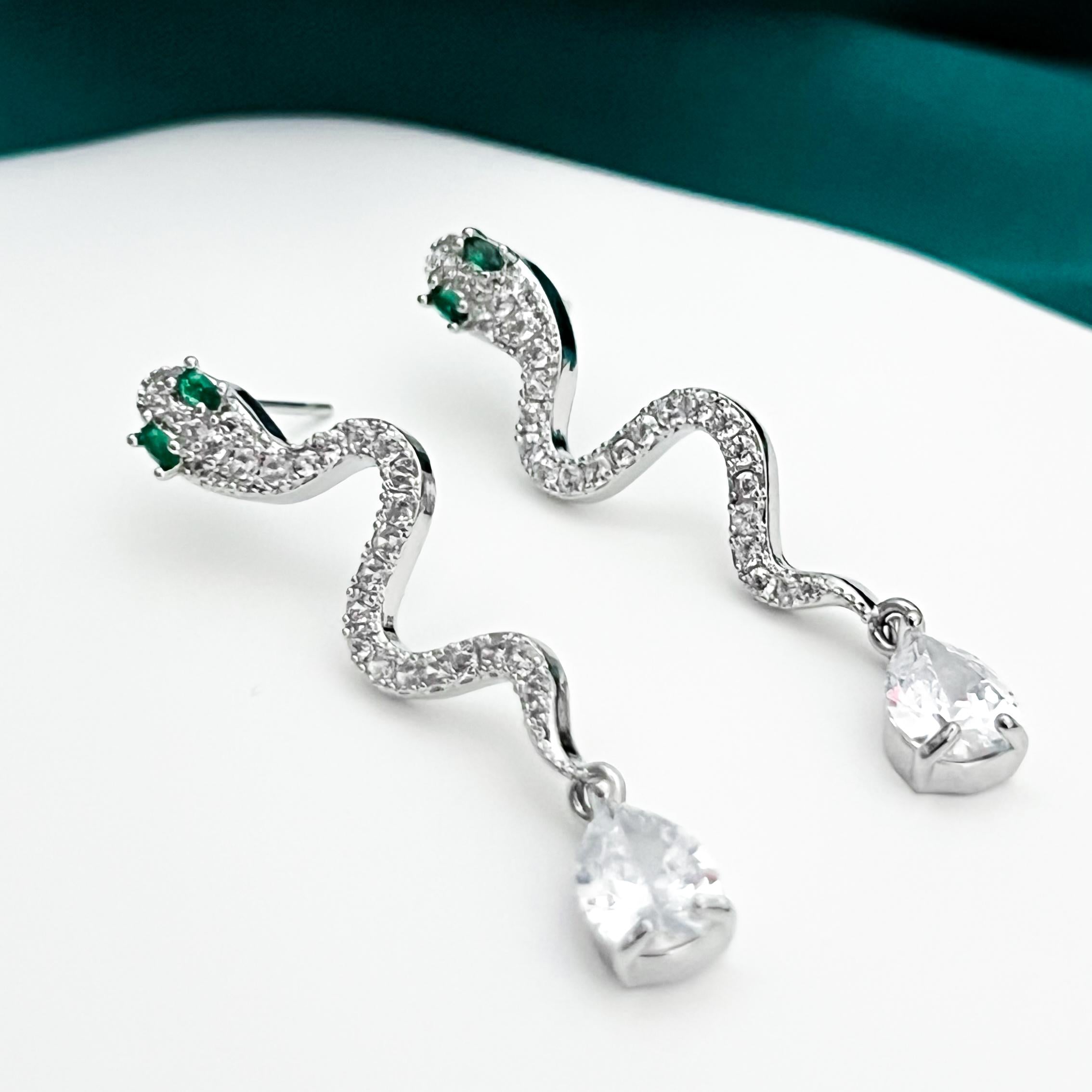 Silver Snake Statement Earrings Trendy Serpent Jewelry Crawling Snake Earrings Minimalist Drop Snake Earrings Gothic Earrings Goth Jewelry