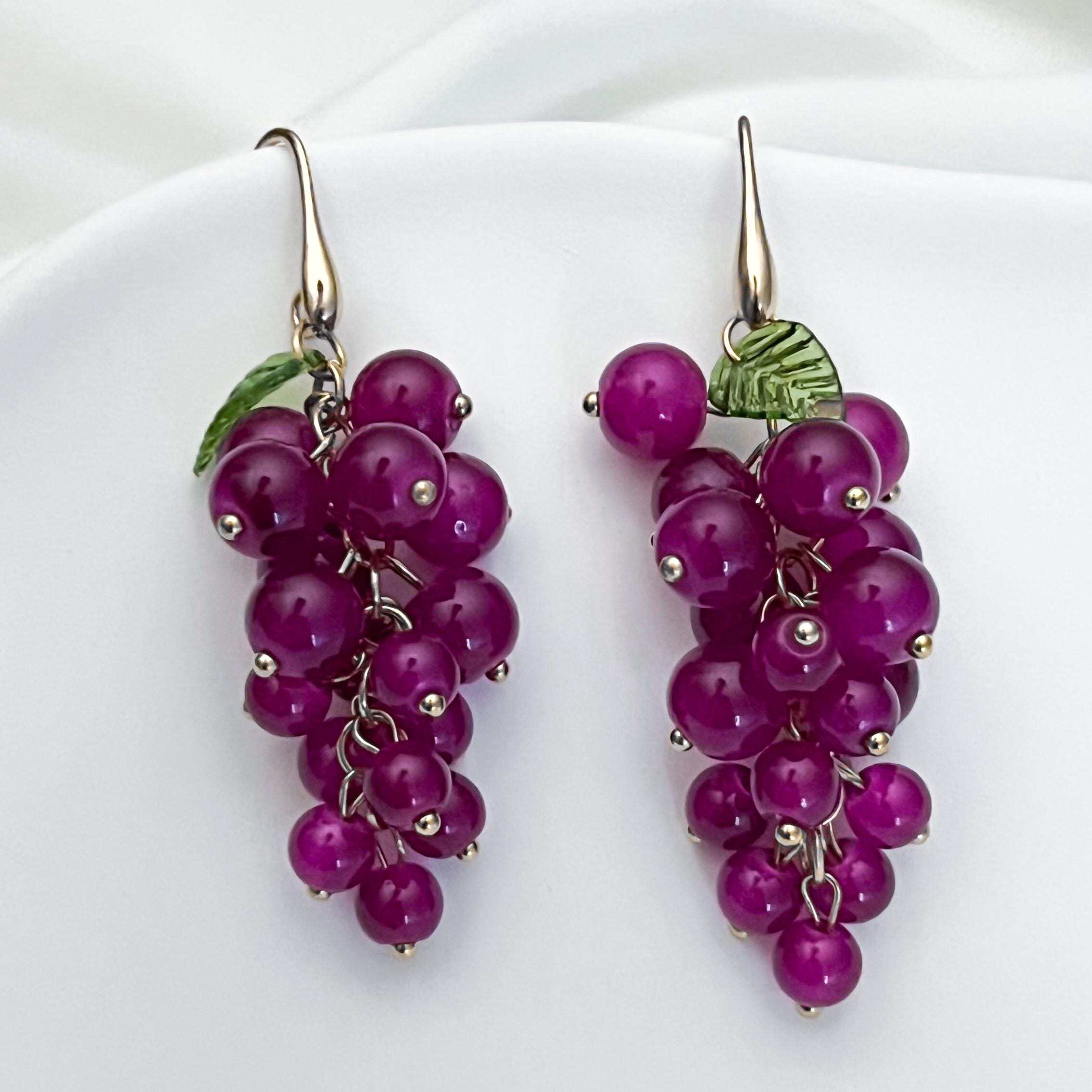 Grape Earrings Unique Fruit Dangle Earrings Purple Beaded Drop Earrings Cute Kawaii Jewelry Elegant Gift for Her Birthday Trendy Earrings