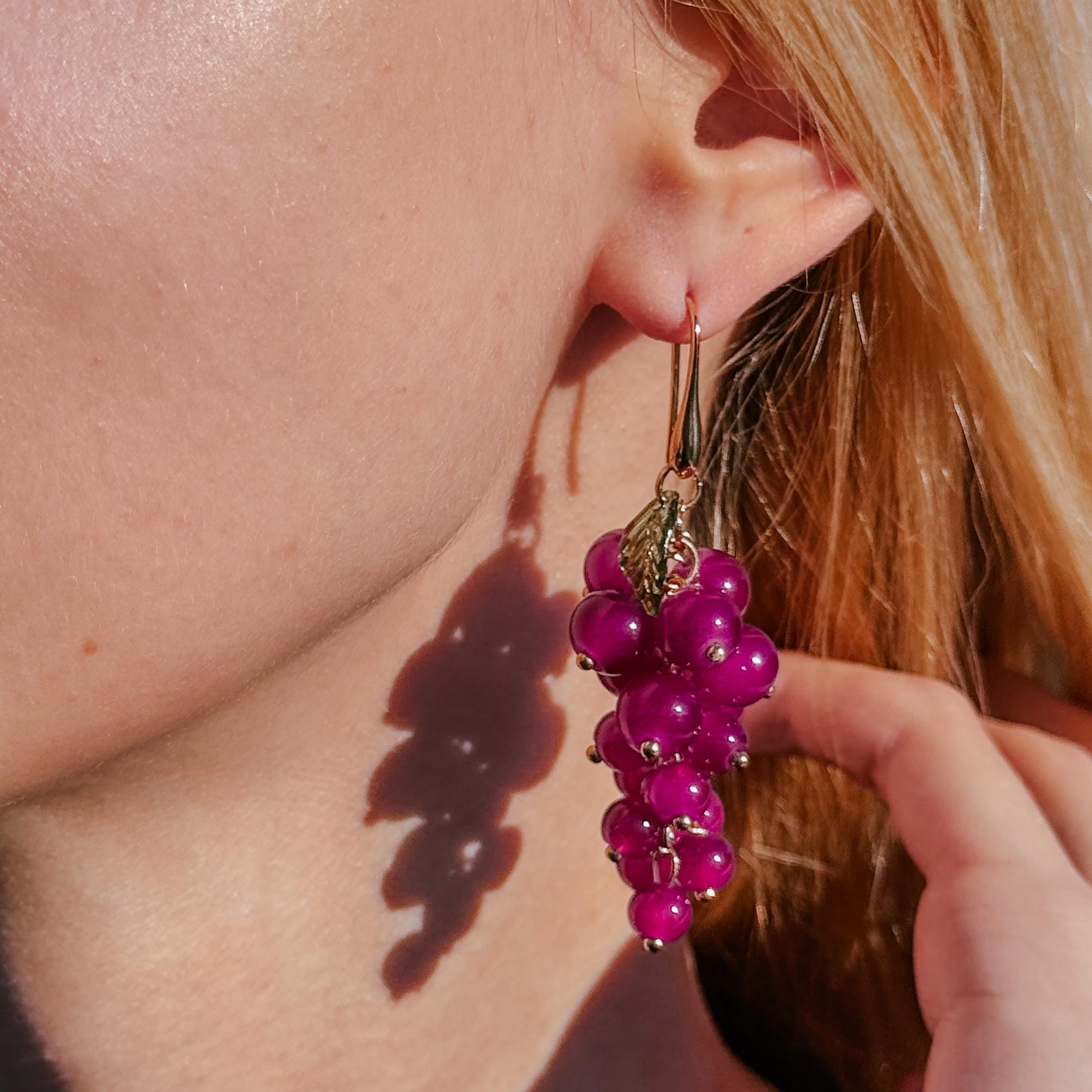 Grape Earrings Unique Fruit Dangle Earrings Purple Beaded Drop Earrings Cute Kawaii Jewelry Elegant Gift for Her Birthday Trendy Earrings