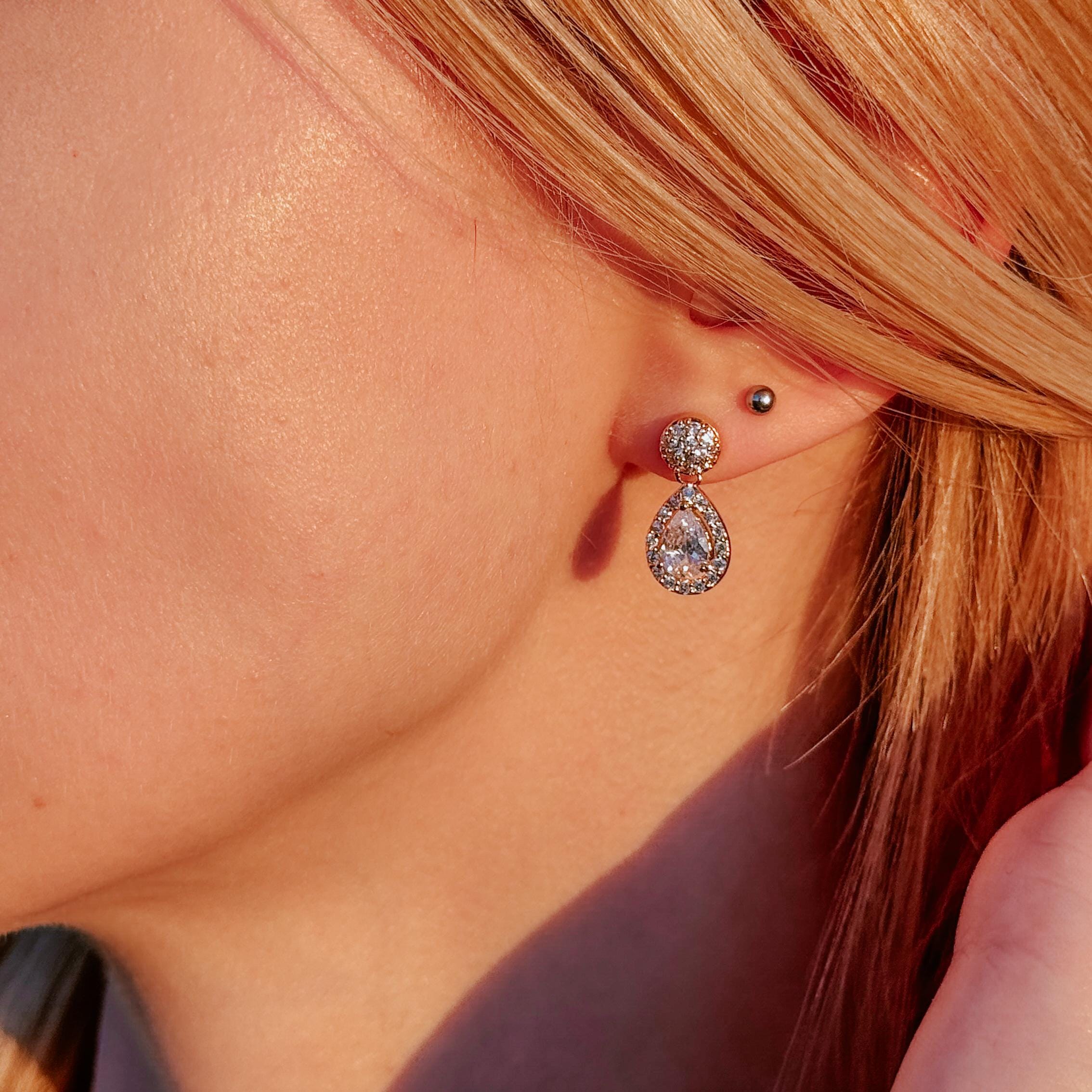 Wedding Gold Drop Earrings Diamond Drop Earrings Elegant Gift for Her Teardrop Stud Earrings Dainty Diamond Dangle Earrings Bridal Earrings