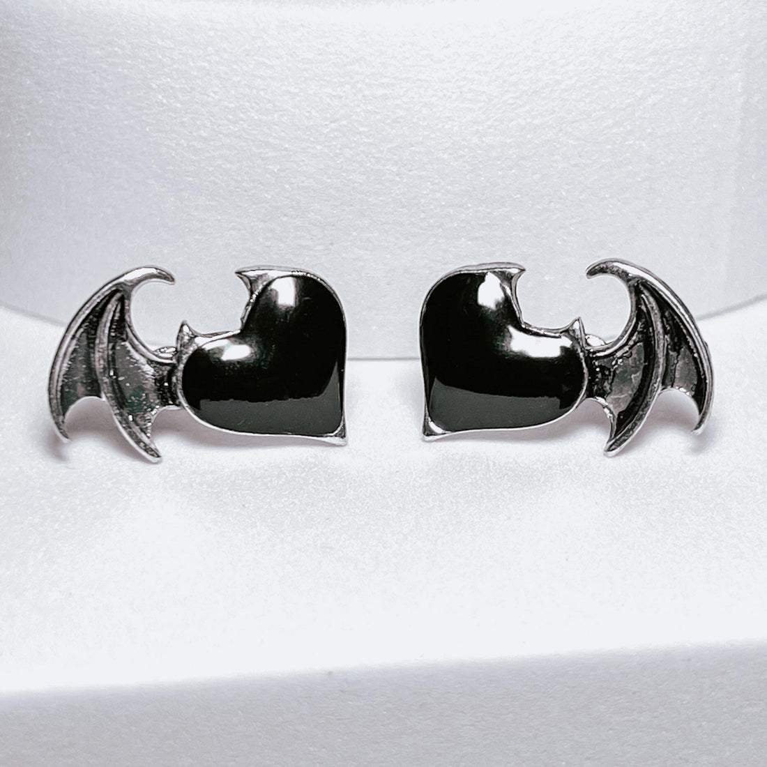 Gothic Bat Wing Stud Earrings, Demon Wing Earrings, Devil Wing Earrings, Minimalist Goth Jewelry, Goth Halloween Earrings, Punk Bat Earrings