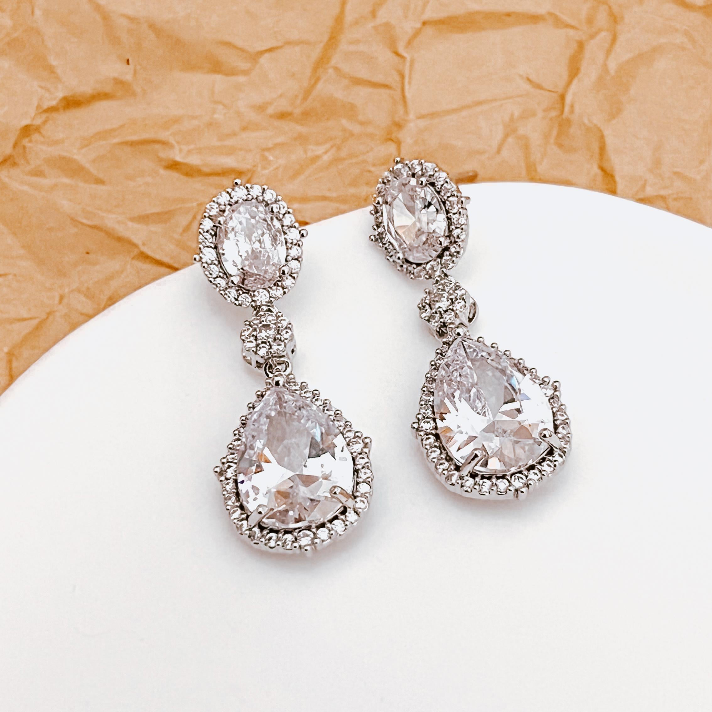 Silver Dangle Diamond Earrings Elegant Bridal Jewelry Minimalist Earrings Bridesmaid Jewelry Gift for Her Crystal Drop Earrings