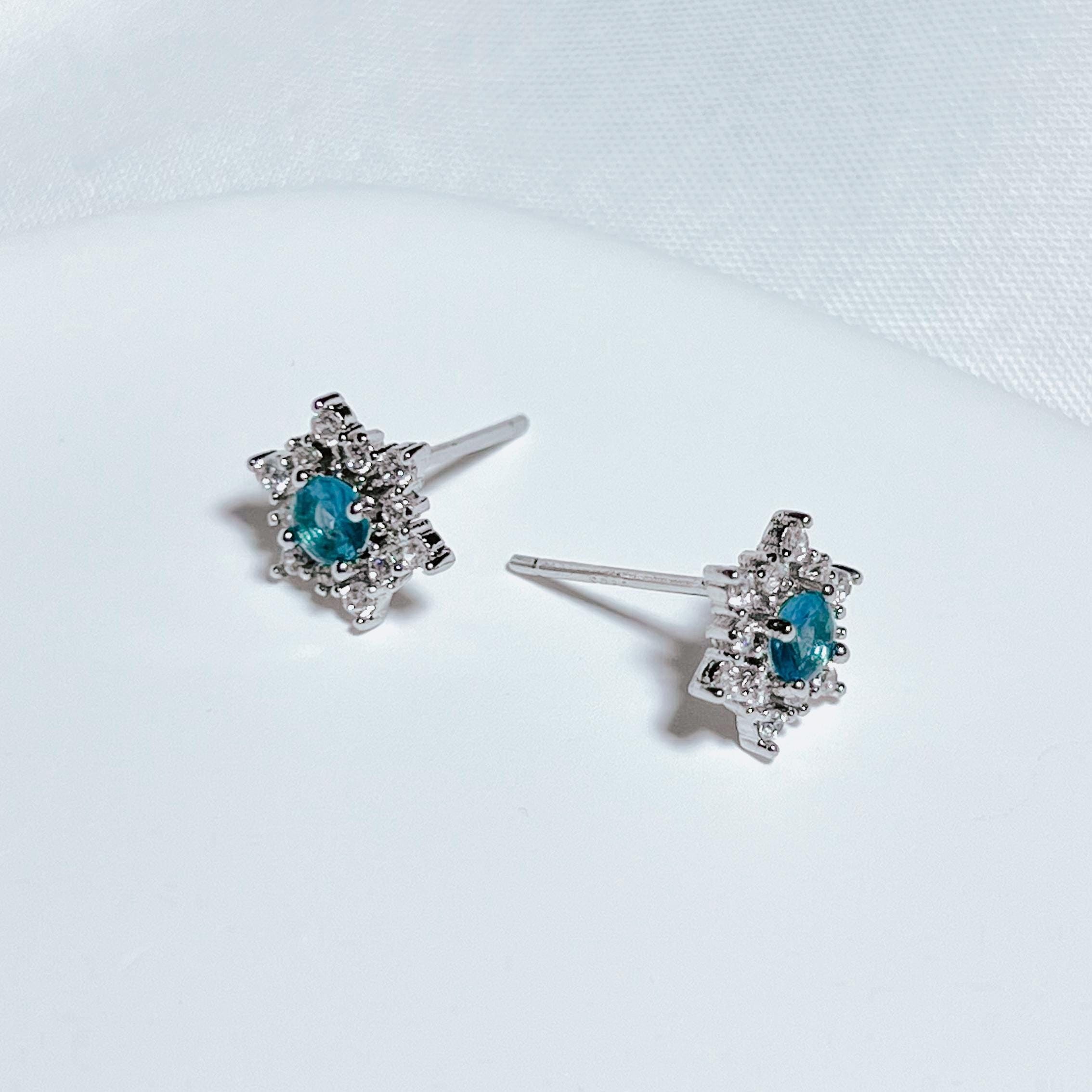Snowflake Stud Earrings Crystal Blue Nature-Inspired Earrings Winter Jewelry Snow Jewelry Christmas and Holiday Jewelry Unique Gift for Her