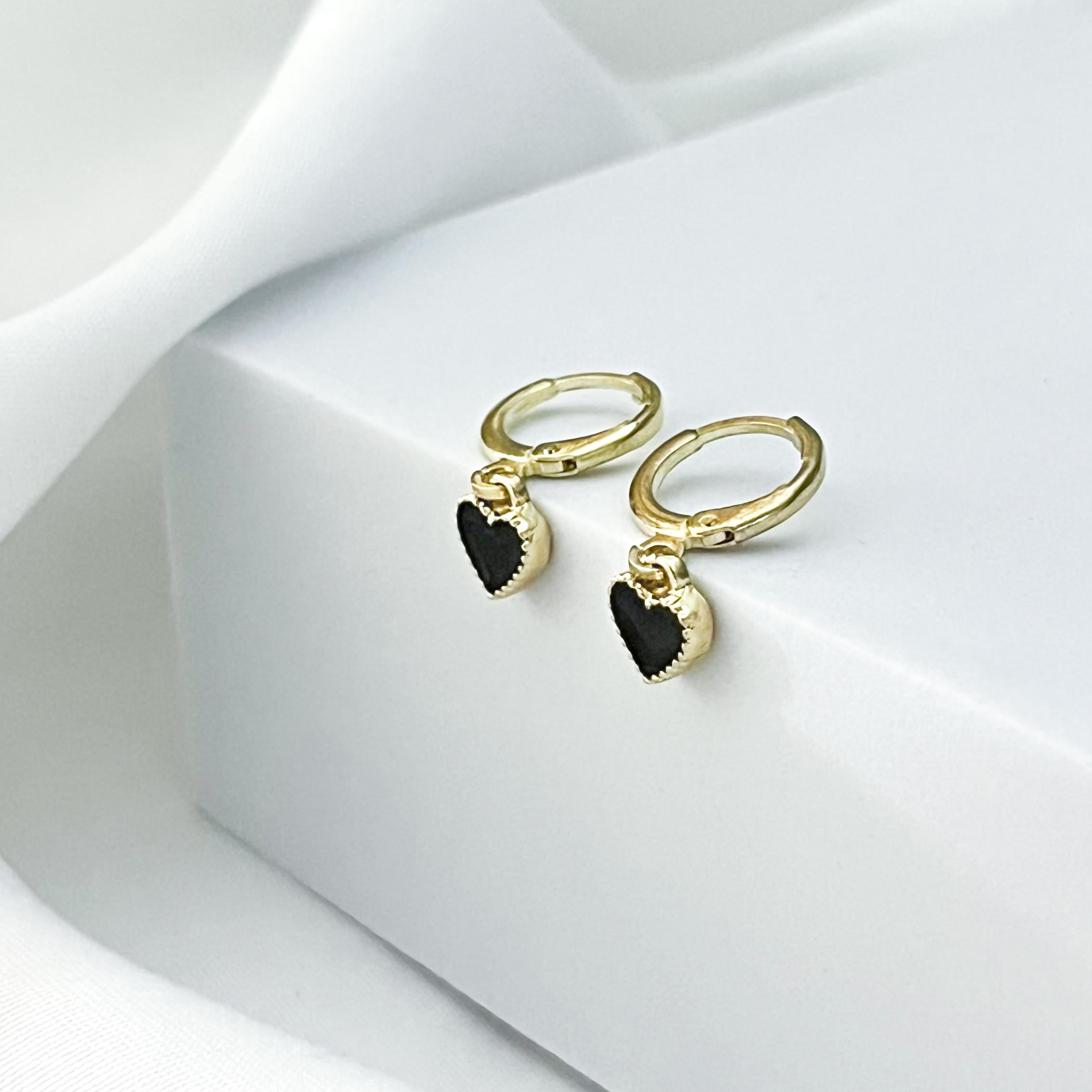 Black Heart Huggie Hoop Earrings Gold Dainty Minimalist Romantic Coquette Jewelry Everyday Hoops Valentines Gift Anniversary Gift for Her