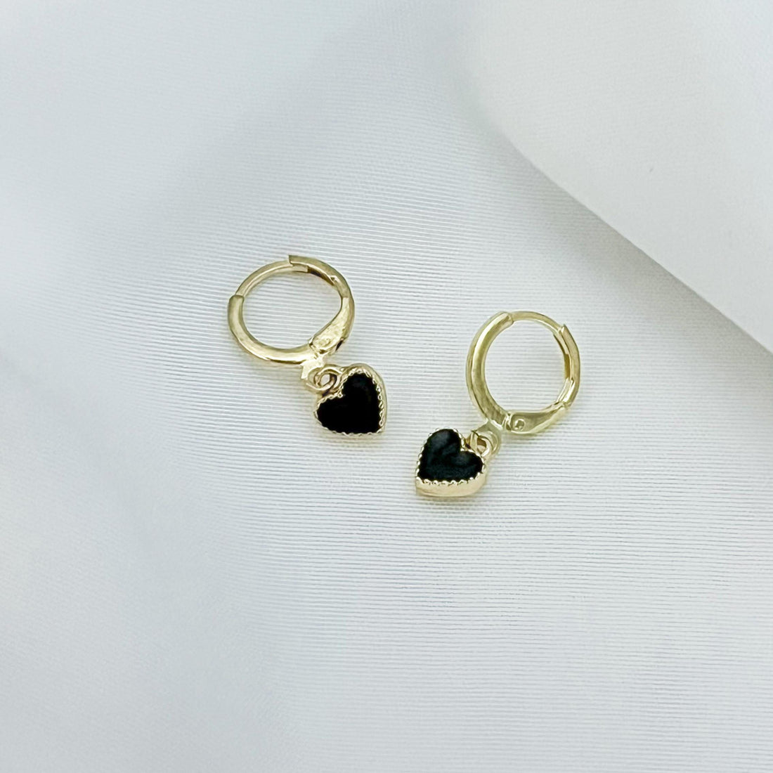Black Heart Huggie Hoop Earrings Gold Dainty Minimalist Romantic Coquette Jewelry Everyday Hoops Valentines Gift Anniversary Gift for Her