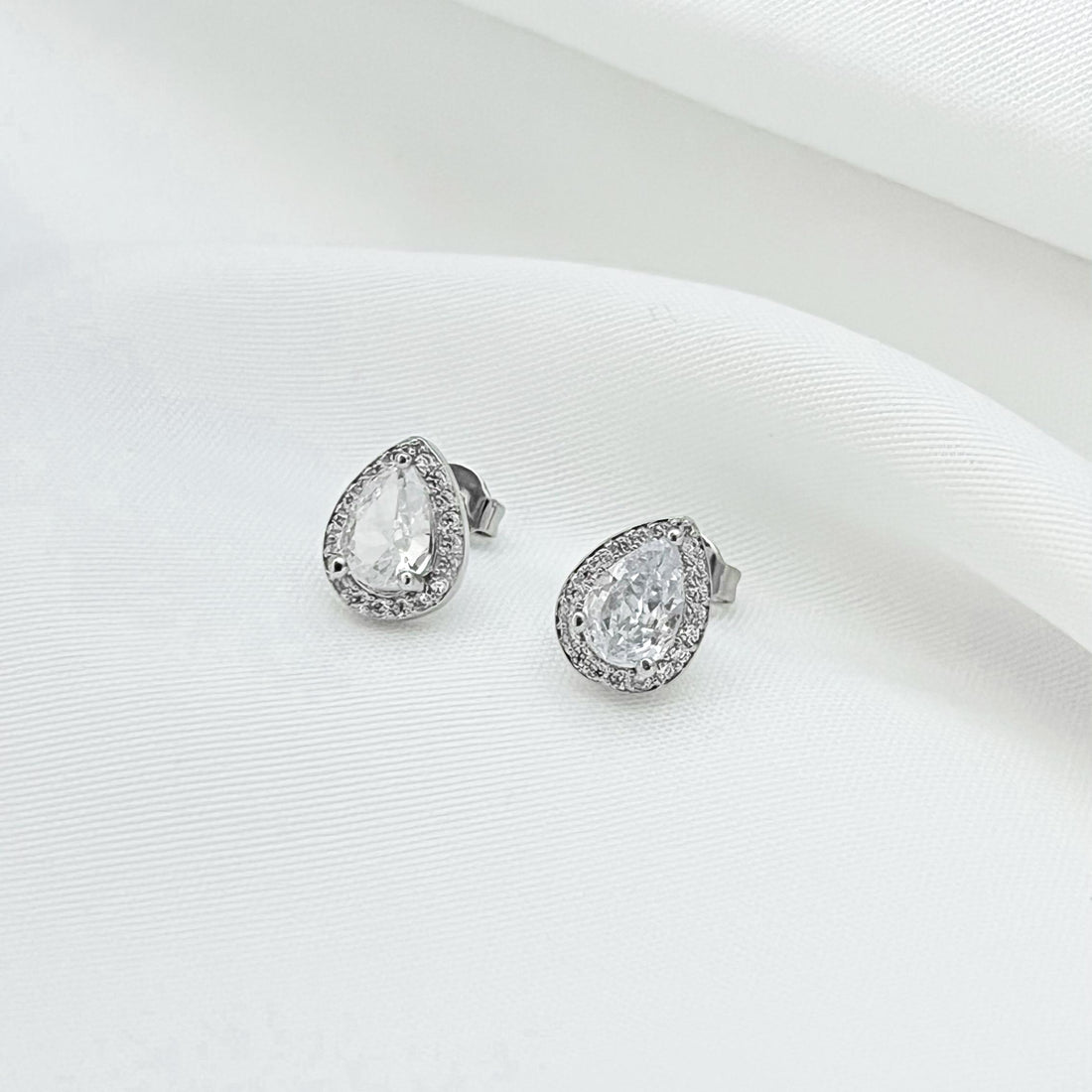 Minimalist Silver Stud Earrings Dainty Pear Cut Wedding Earrings Diamond Drop Earrings Everyday Jewelry Bridesmaid Anniversary Gift for Her