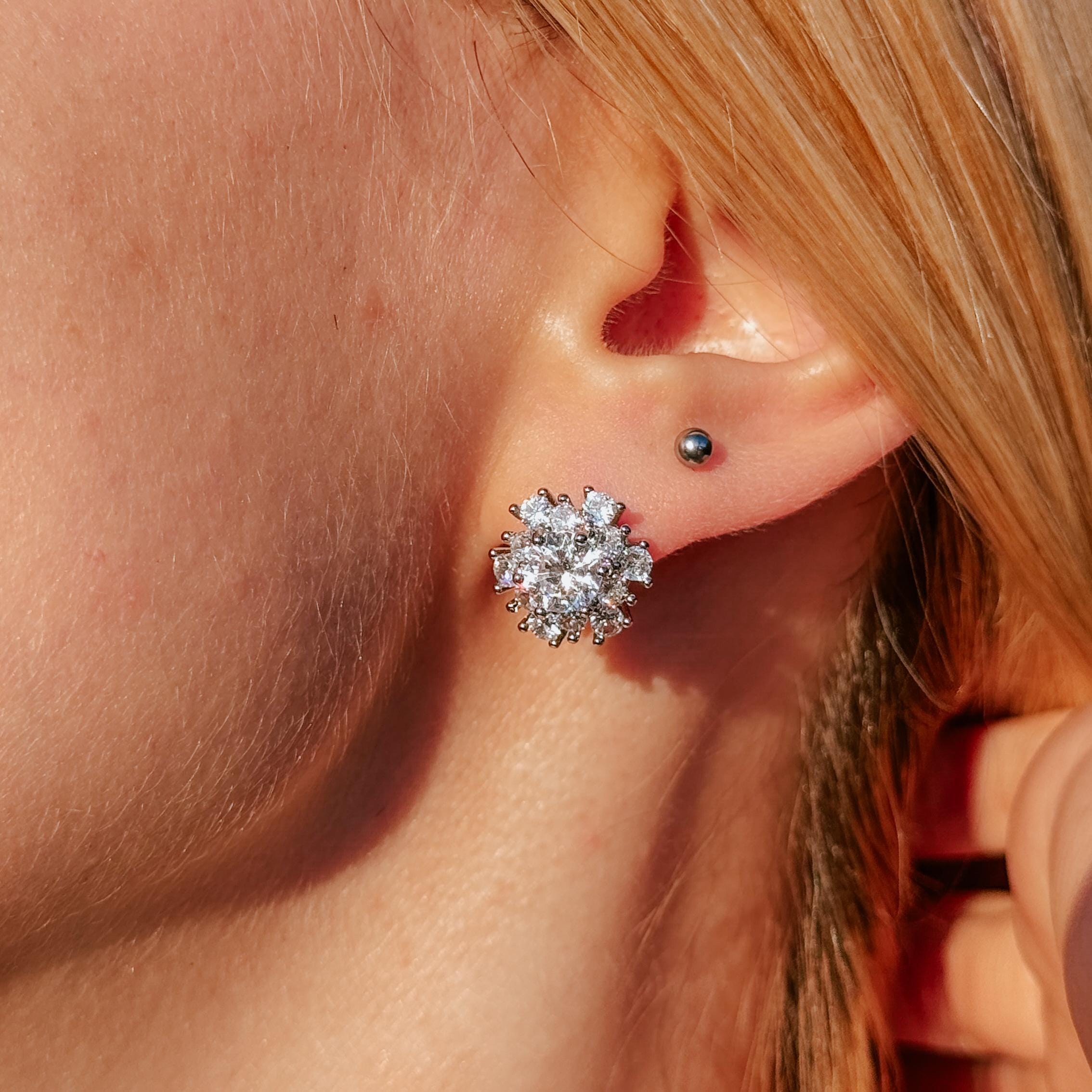 Snowflake Stud Earrings Big Star Snowflake Statement Winter Jewelry Starburst Earrings Sparkling Holiday Earrings Christmas Gift for Her