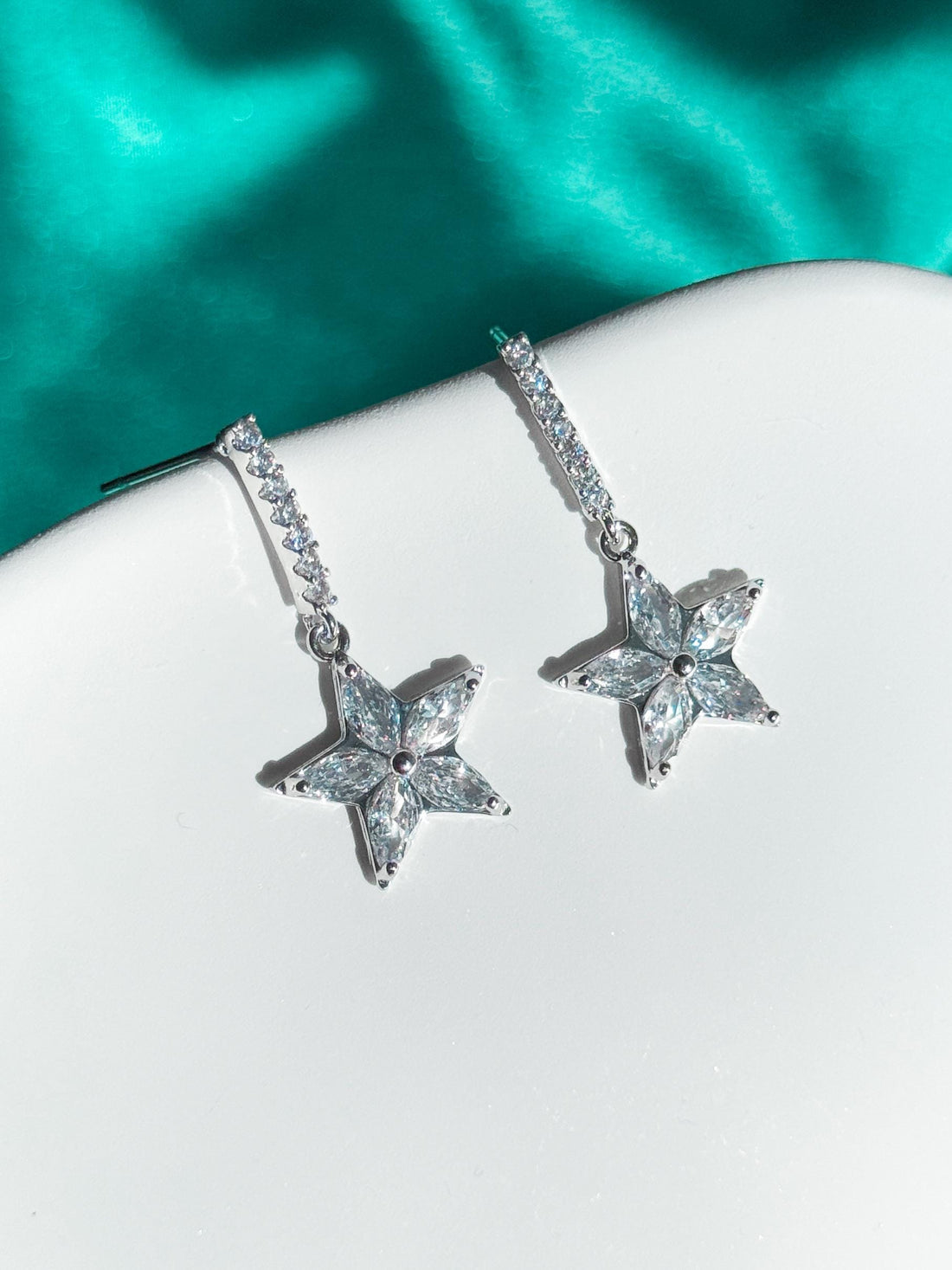 Silver Star Earrings, Stainless Steel Earrings with Crystal Star Charm, Dainty Y2K Celestial Jewelry, Cute Gift for Her, Gift For Mom