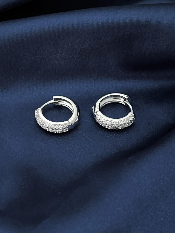 Diamond Pavé Huggie Earrings, Crystal CZ Hoop Earrings, Small Sparkly Huggies, Huggie Hoops Earrings, Elegant Everyday Jewelry, Gift for Her