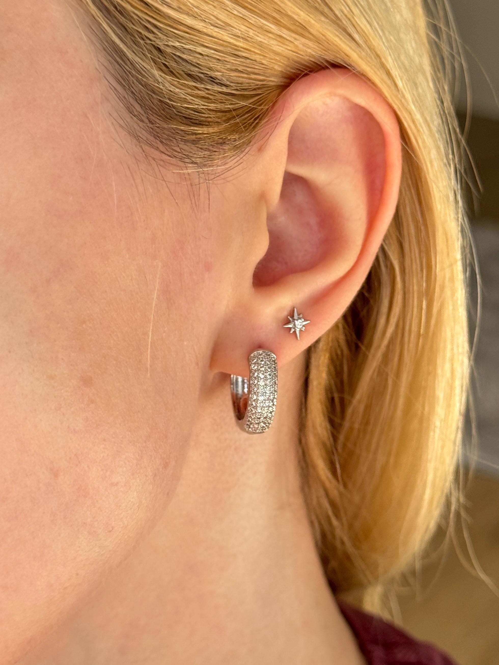 Diamond Pavé Huggie Earrings, Crystal CZ Hoop Earrings, Small Sparkly Huggies, Huggie Hoops Earrings, Elegant Everyday Jewelry, Gift for Her