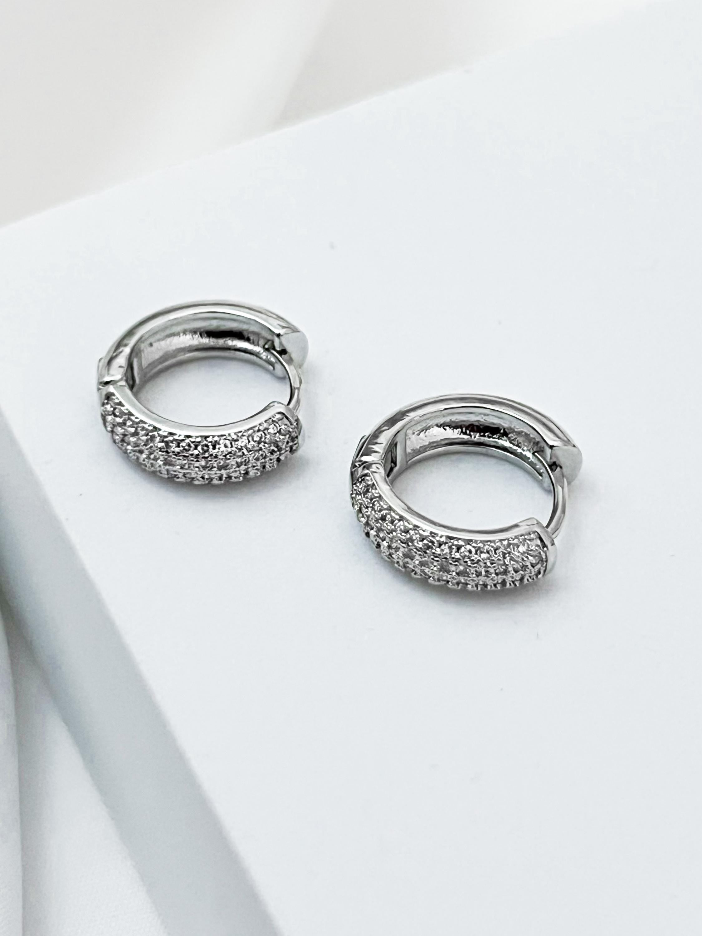 Small Huggie Hoops Earrings, Dainty Cubic Zirconia Huggies, Minimalist Summer Jewelry, Diamond CZ Huggie Earrings, Gift for Her