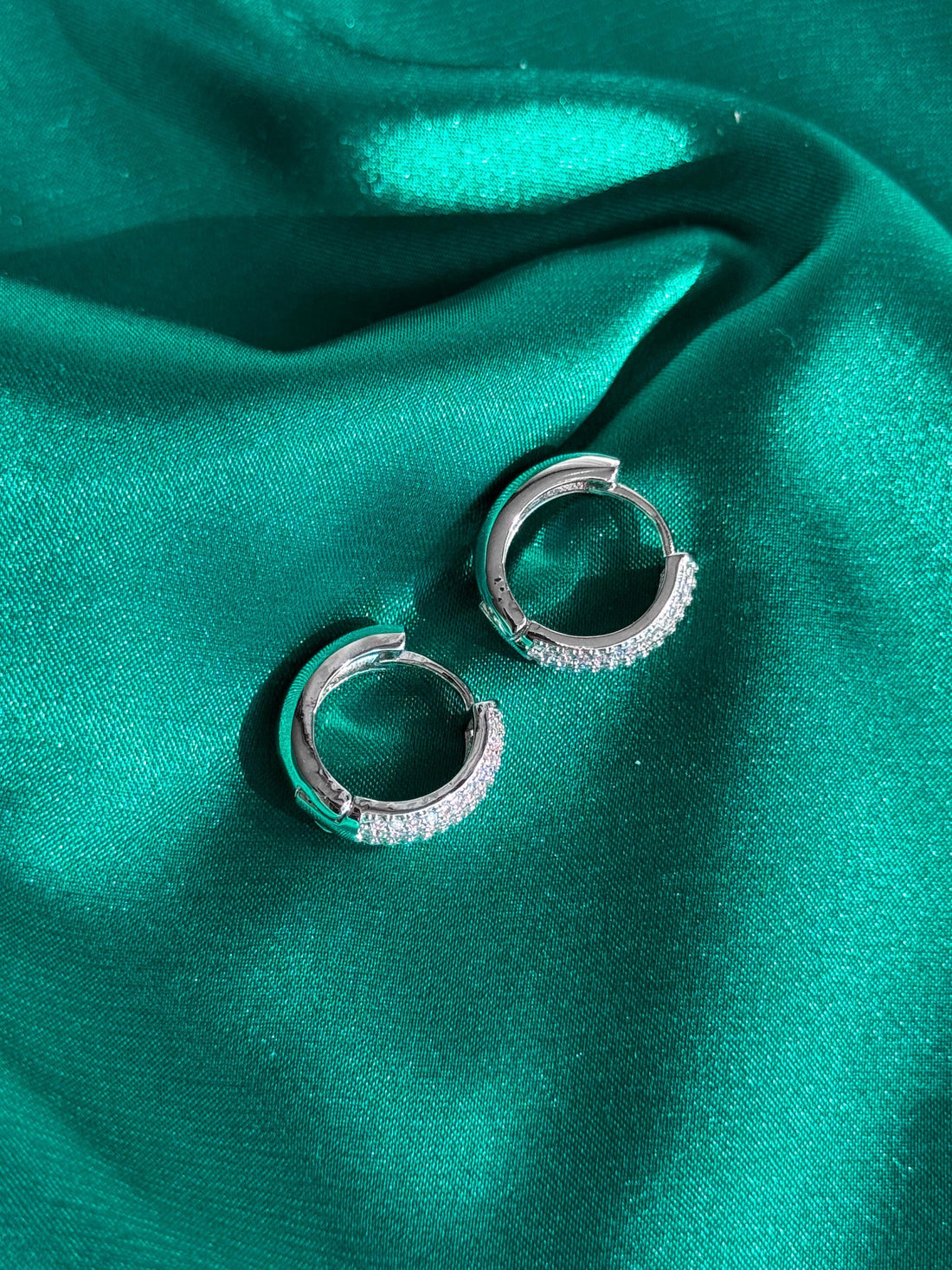 Small Huggie Hoops Earrings, Dainty Cubic Zirconia Huggies, Minimalist Summer Jewelry, Diamond CZ Huggie Earrings, Gift for Her